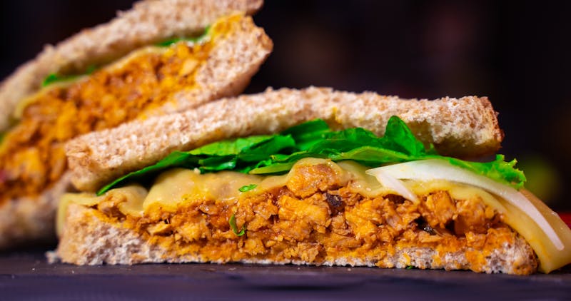 Smoked chicken sandwich on toasted roll